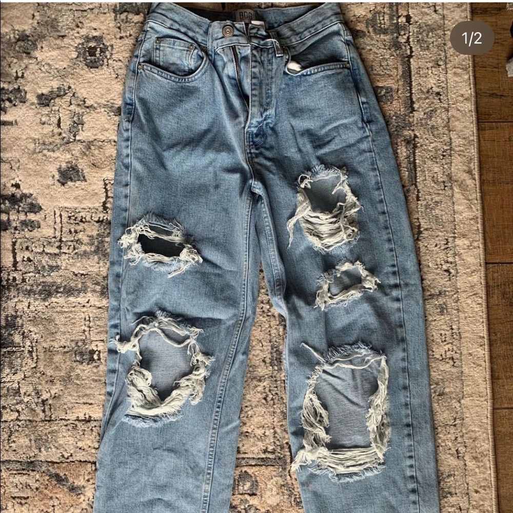 BDG Distressed Relax Fit Jeans